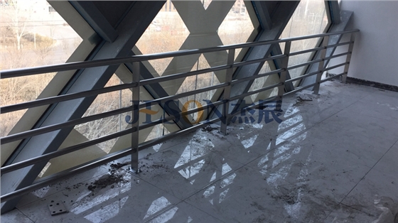 杰辰立柱 杰辰立柱