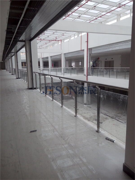 杰辰立柱 杰辰立柱