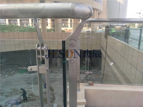 杰辰立柱 杰辰立柱