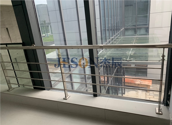 杰辰立柱 杰辰立柱